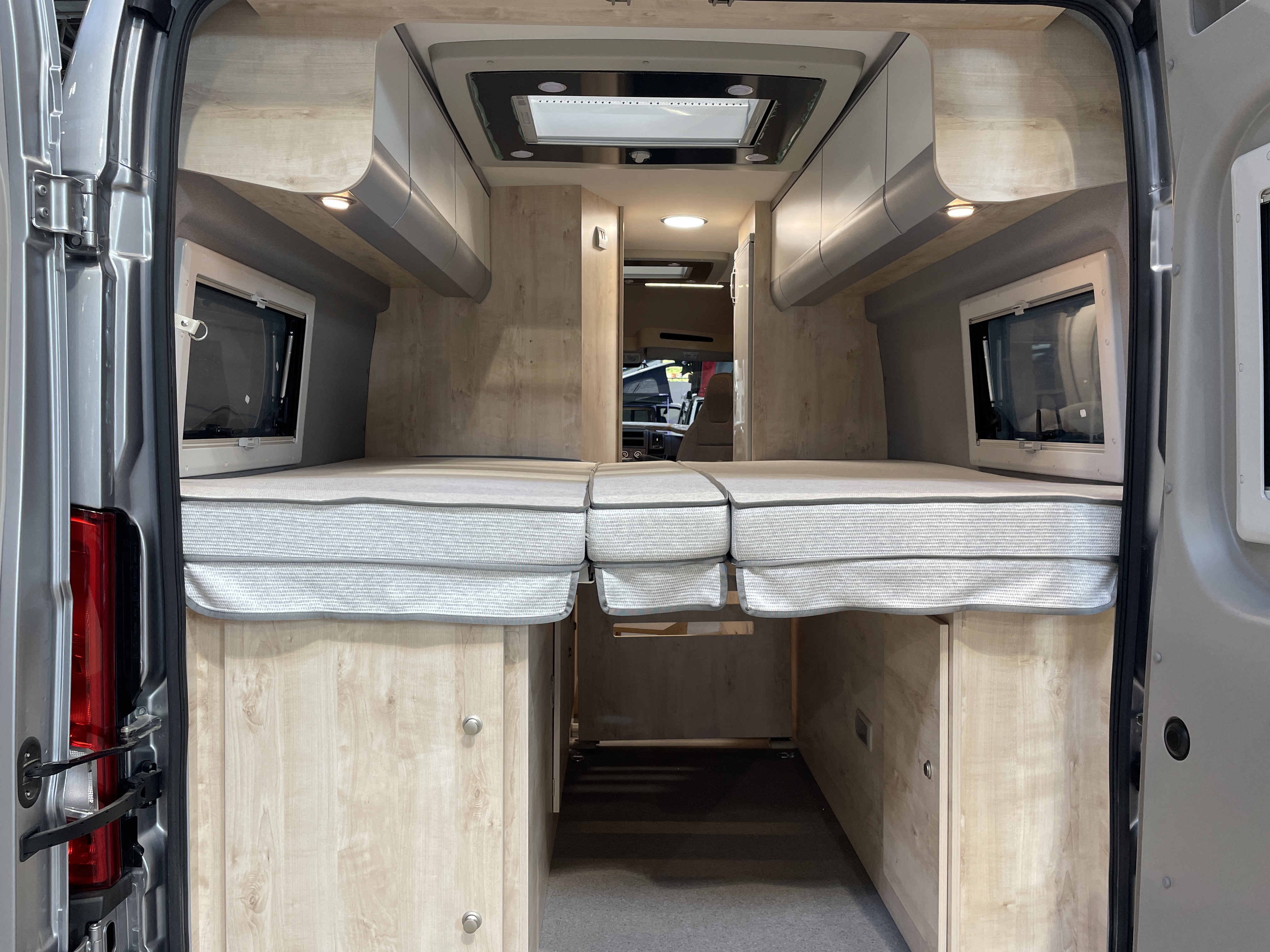 erhöhte Liegefläche hinten beim Runner 636