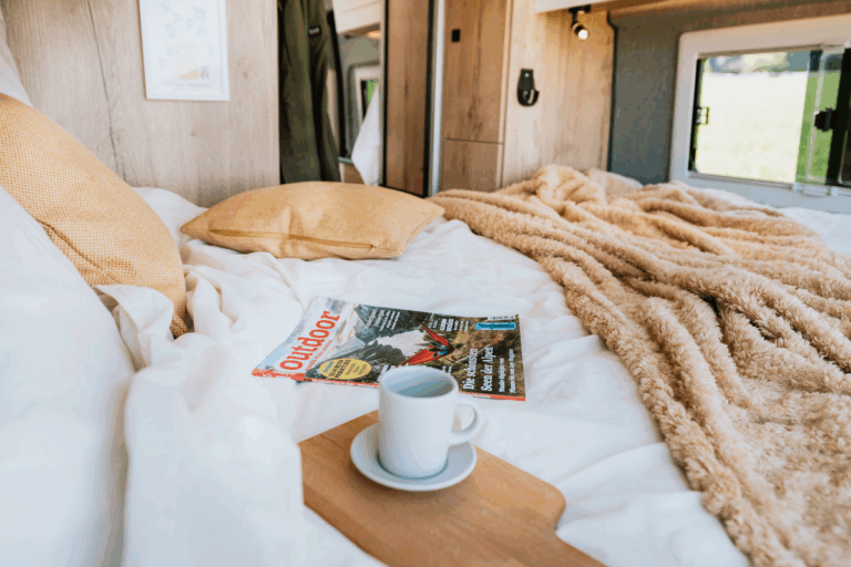 celebration-innen-729733.eb60a1cb (1)