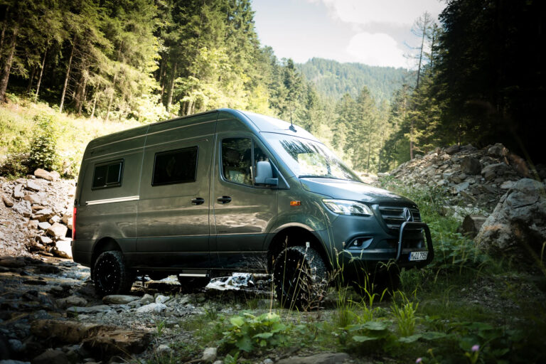 Aventuro-600